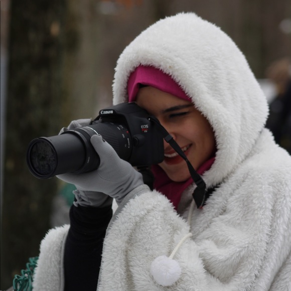 Meet your Posher, Zahraa - Picture 1 of 1